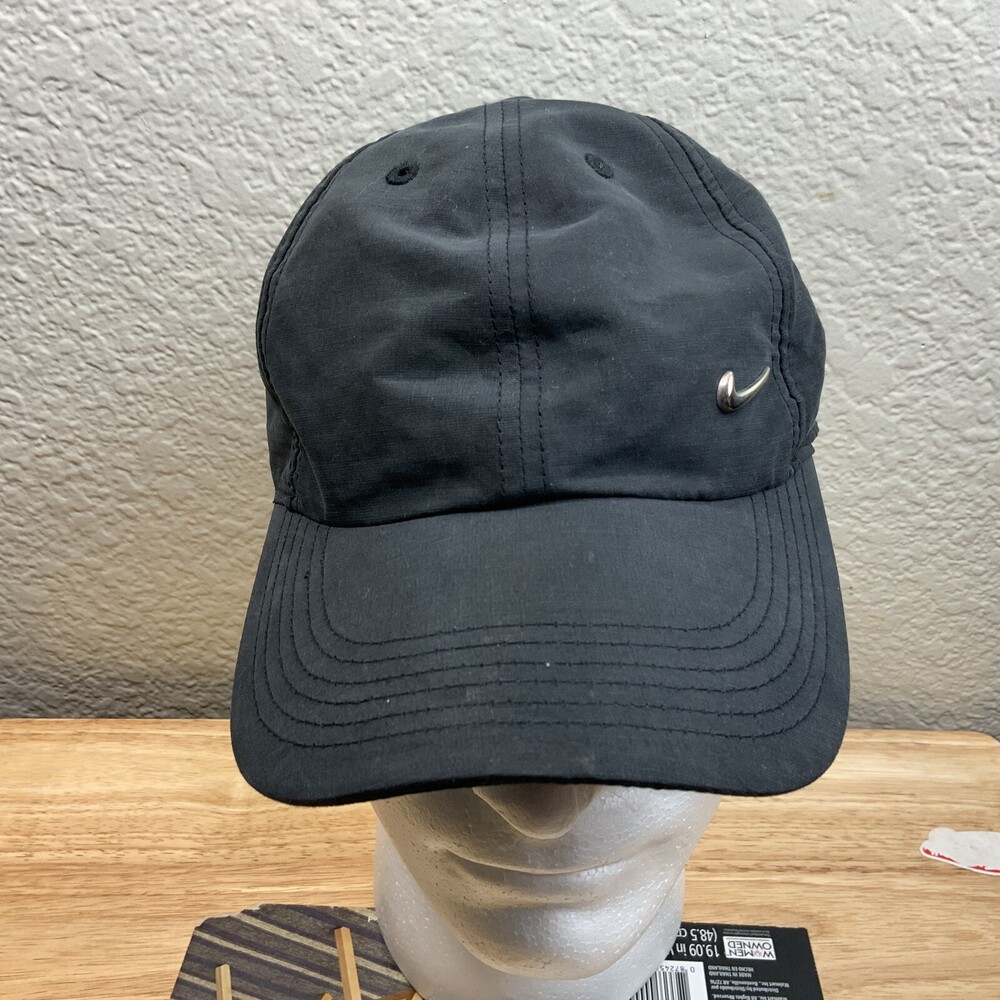 Nike Heritage 86 Strapback Hat Cap Black Chrome Swoosh Golf Running Active Gym